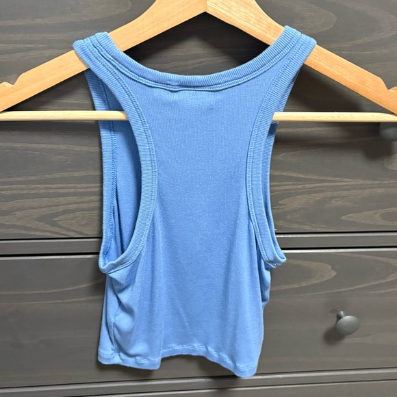 Aritzia - Sunday Best Tank - Picture 2 of 5